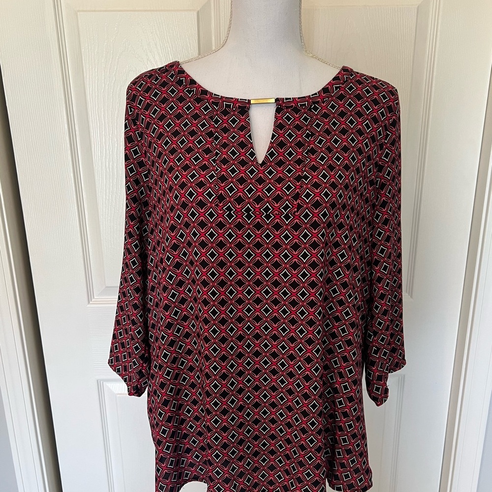 Dana Buchman Geometric Patterned Women's Top